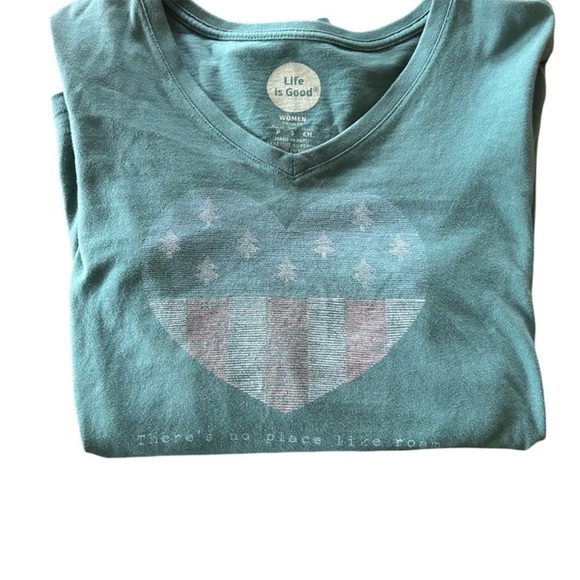 Life is Good Women’s Long Sleeved T Shirt Size Small
There’s No Place Like Roam - Picture 8 of 8